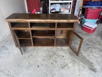 Wooden Tv Stand 