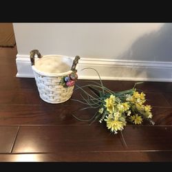 Planter pottery, ceramic w/Artificial flowers(Free delivery)
