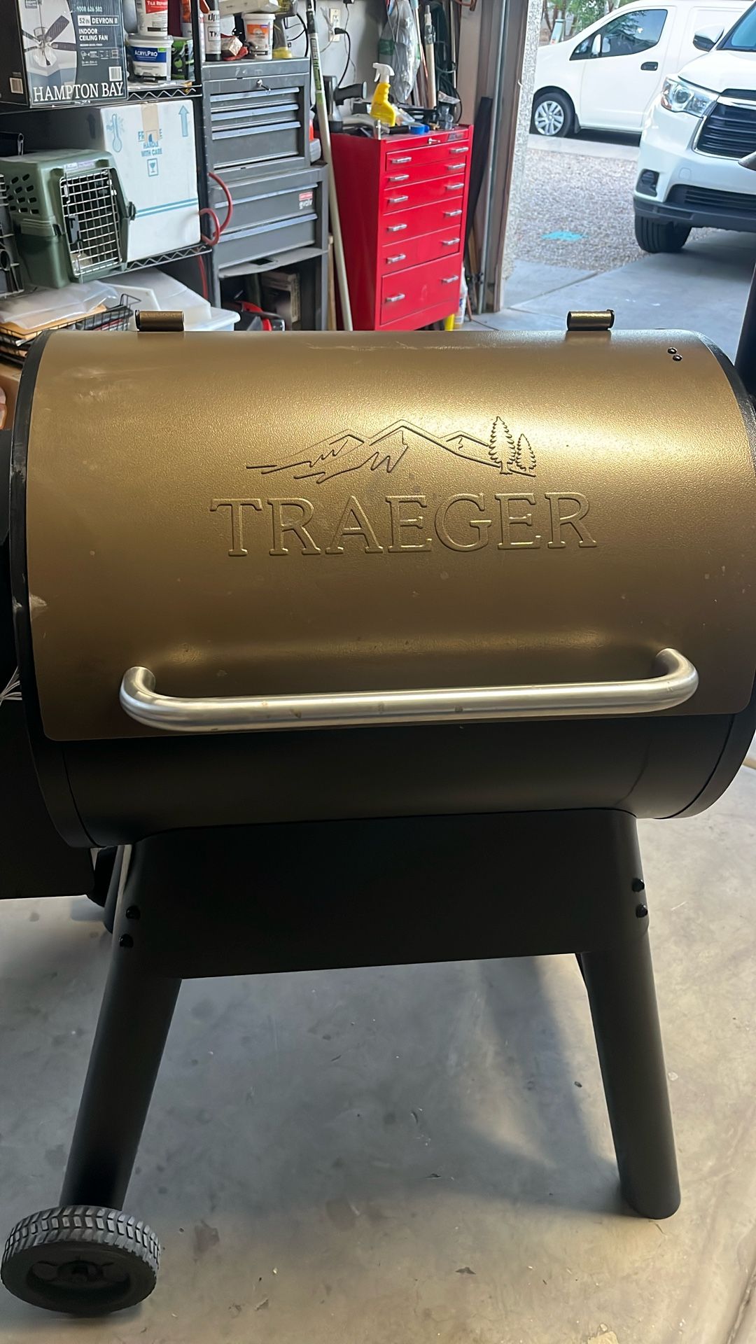 Tracer Smoker