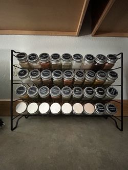 Spice Rack W/ FREE SPICES