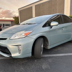 2012 Toyota Prius 