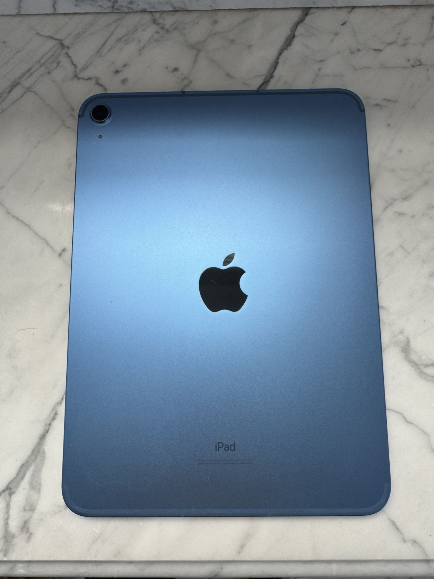 iPad 10th generation wifi and cellular 64GB Blue with box