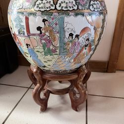 Chinese Rose Medallion Porcelain Fishbowl Planter with Wooden Stand