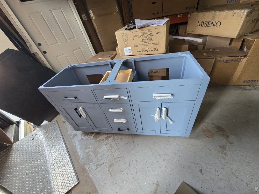 Ove Decors
Bailey 60" Free Standing Double Basin Vanity Set with Cabinet