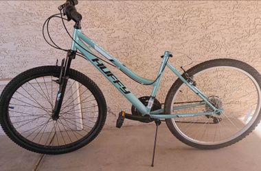 Huffy Rock Creek Women's Mountain Bike in mint green.