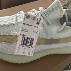 Yeezy Boost 350 V2 'Hyperspace' Size 8