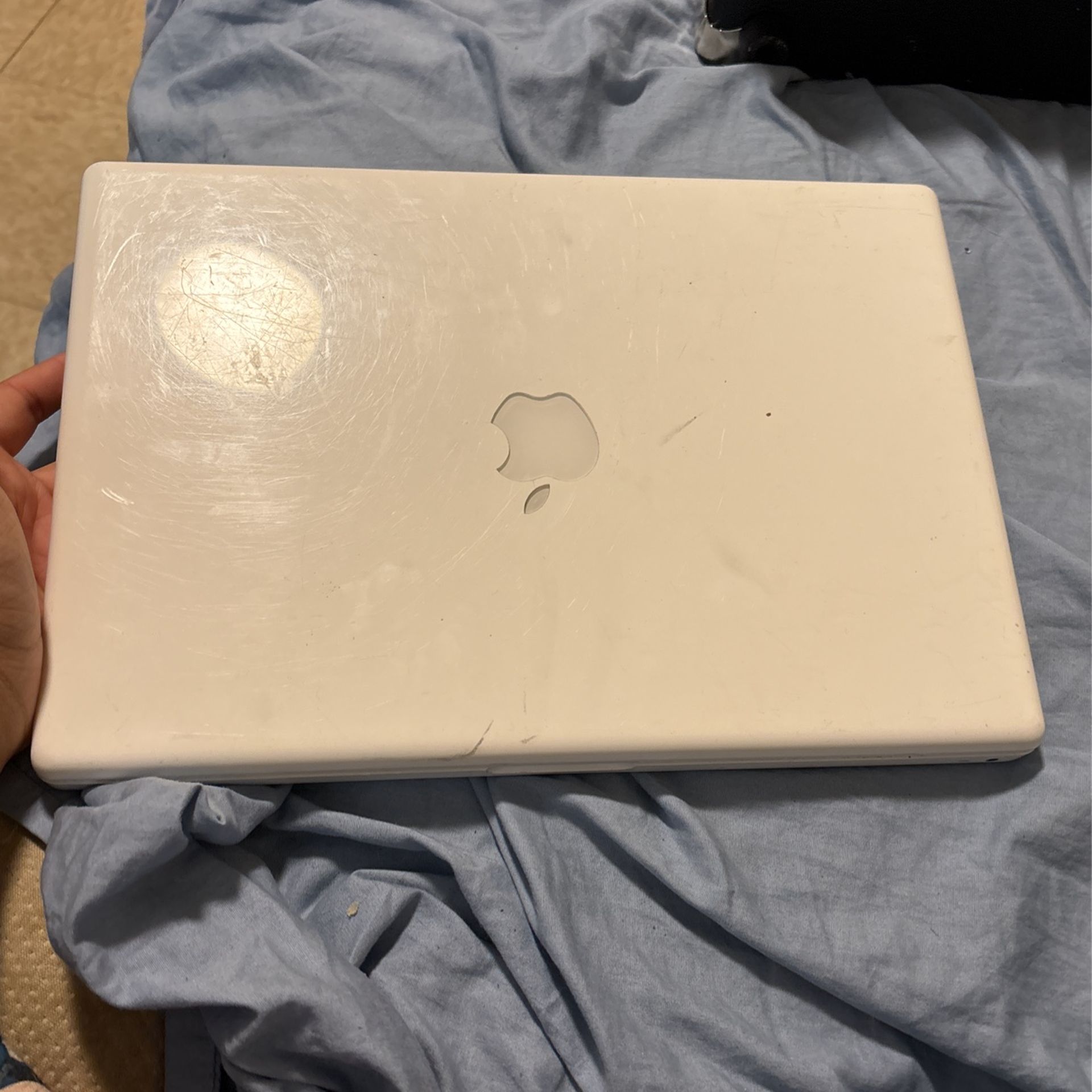 Old Vintage MacBook