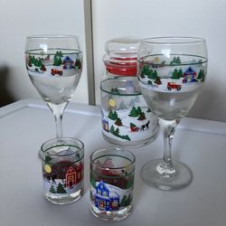 Xmas Dining And Decor Pieces