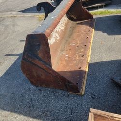 CAT Backhoe Loader Bucket