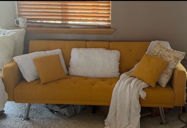 Couch / Sleeper