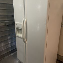 Refrigerator Works Great No Ice Maker No Water I Sell All The Time  250 Free Delivery 