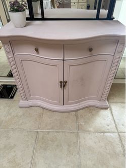 Solid well made hutch/cabinet
