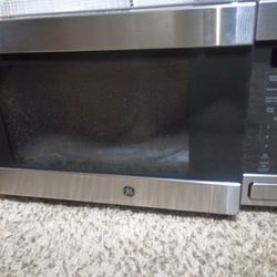 GE Microwave 1150 Wats 