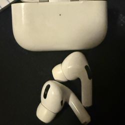AirPod Pro 1st Gen With Charging Cord
