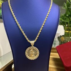 chain and pendant gold plated