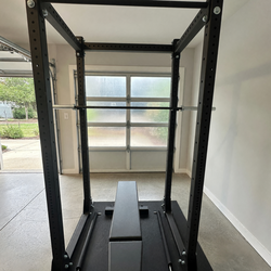 Rogue Fitness RML-390F Monster Lite Squat Rack – Like New, with Bench &amp; Bar - Ballston Spa, NY