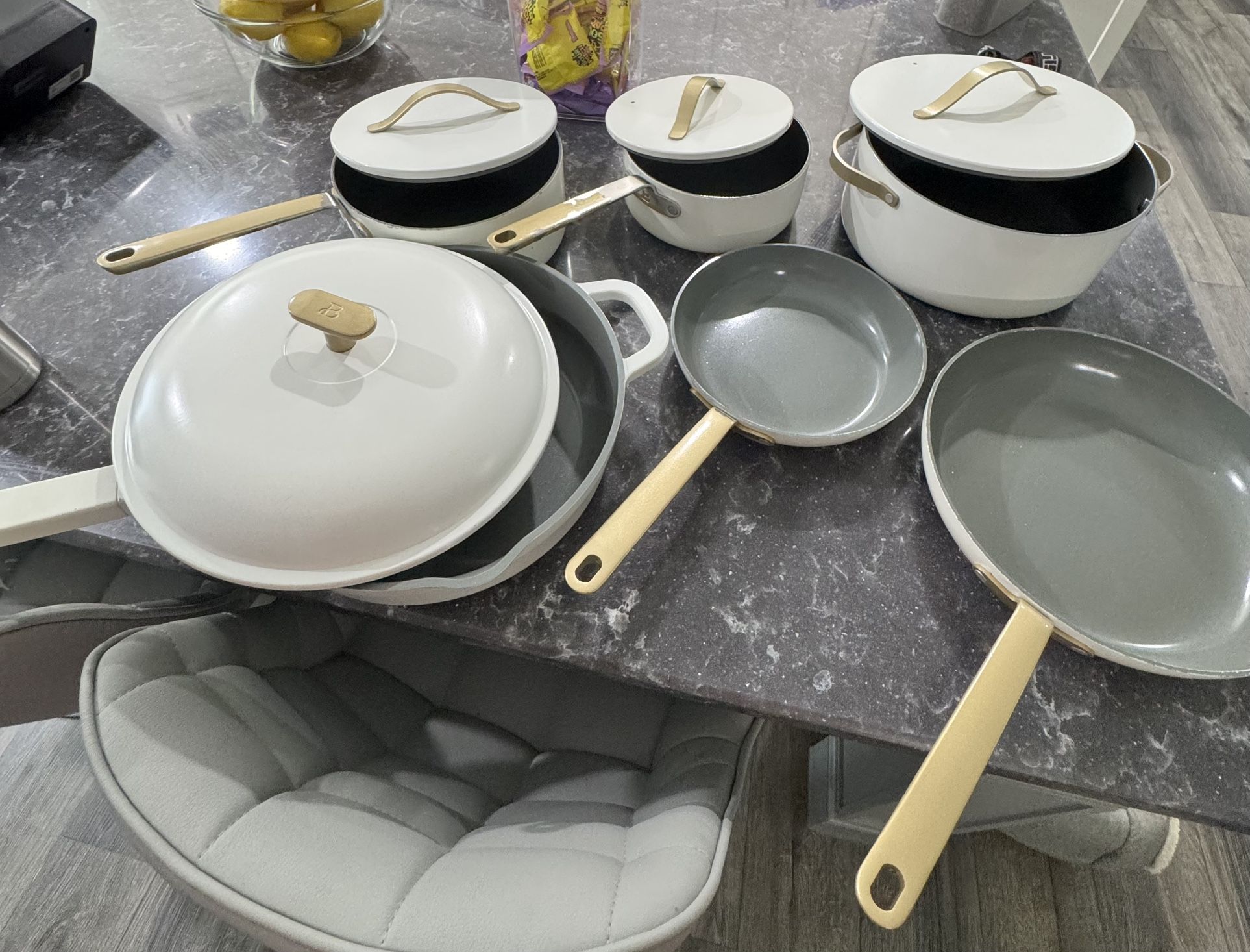 Beautiful Cookware Set β Includes Hero Pan & Steamer Baskets β $50 (Newnan)