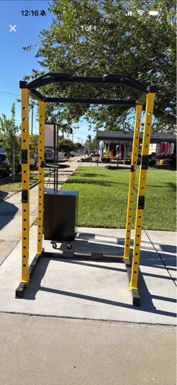 Squat rack