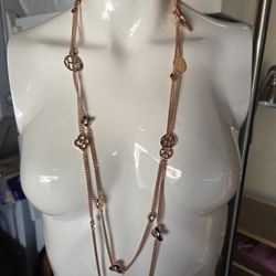Henri Bendel Rose Gold Chain Toggle Closure 