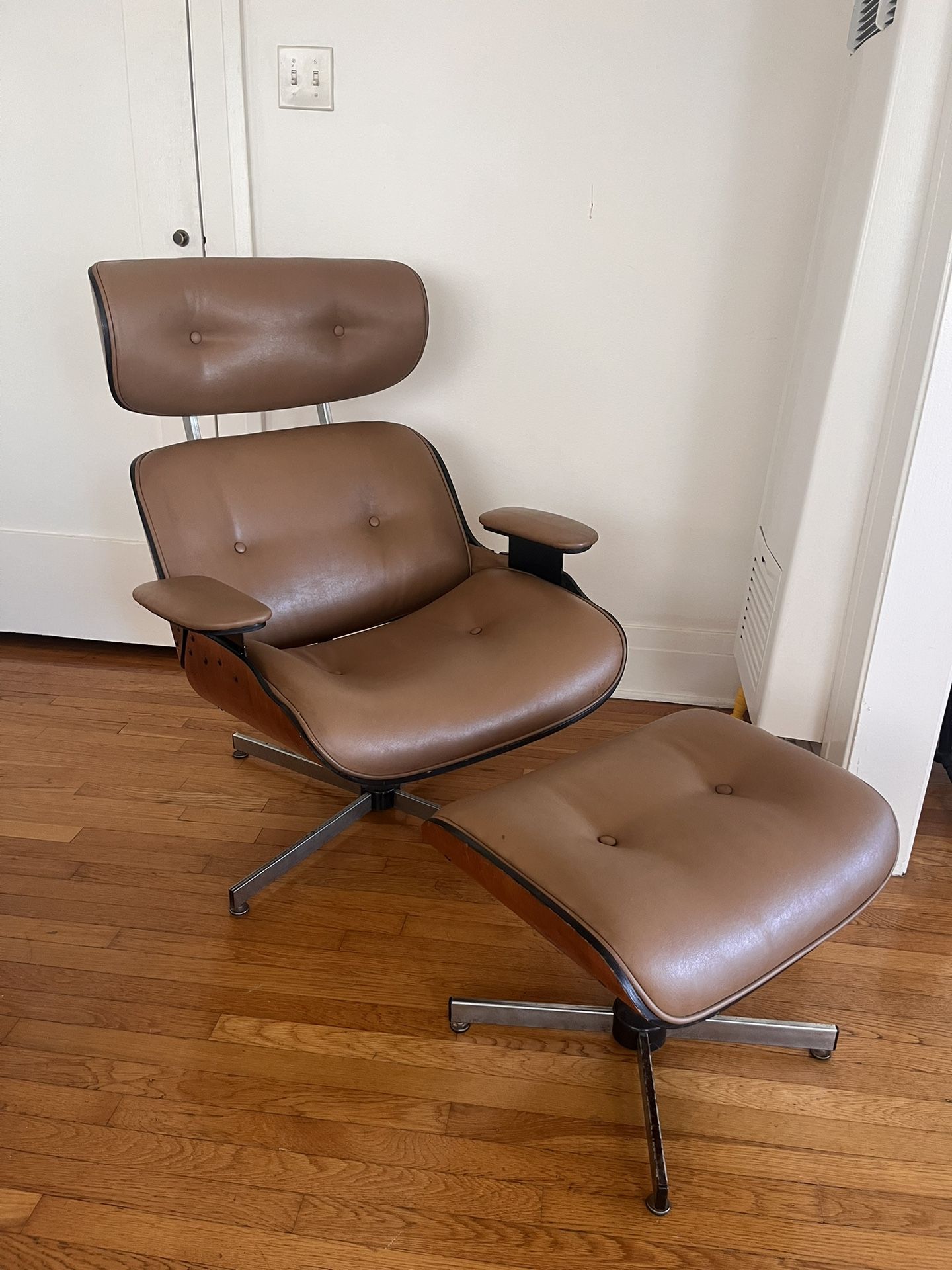 Plycraft Lounge Chair with Ottoman
