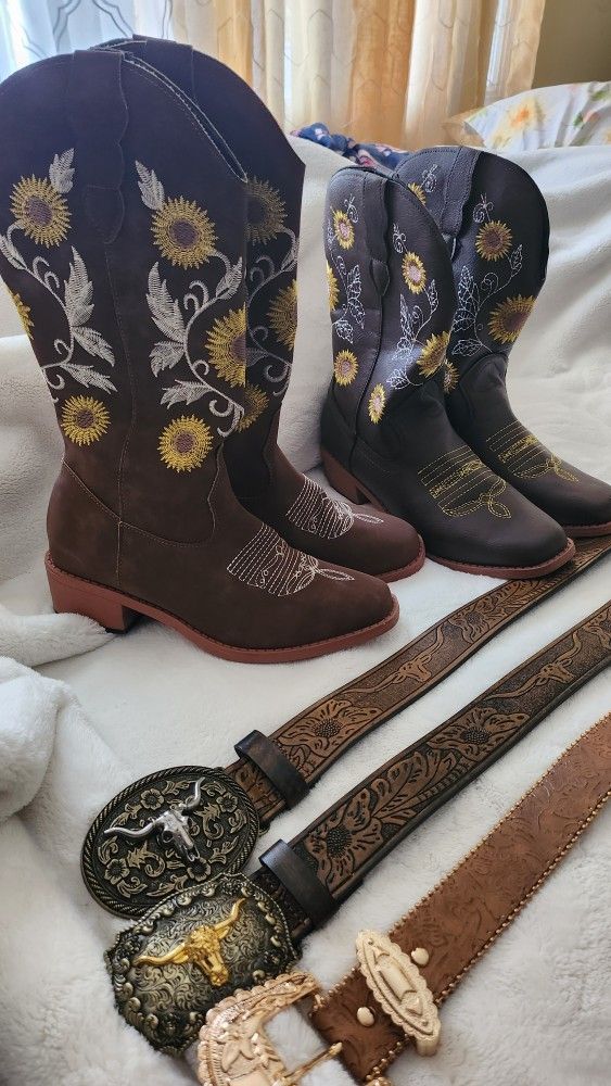 Cowgirls Boots And Belts 