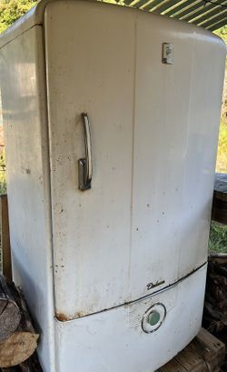 Vintage Montgomery Ward Deluxe