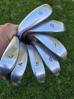 TAYLORMADE IRON SET, $220 OBO!!
