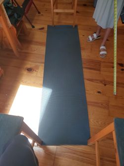 2 sleeping bag pads