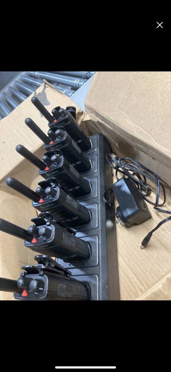 Radio cobra 300,000 sq ft