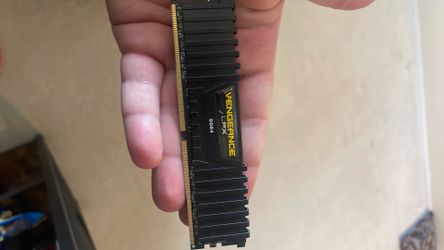 DDR4 16GB 2400mz RAM