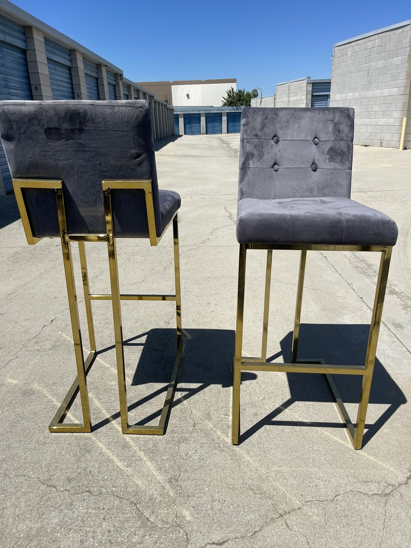 29” Barstool Grey Velvet And Gold Stainless Steel