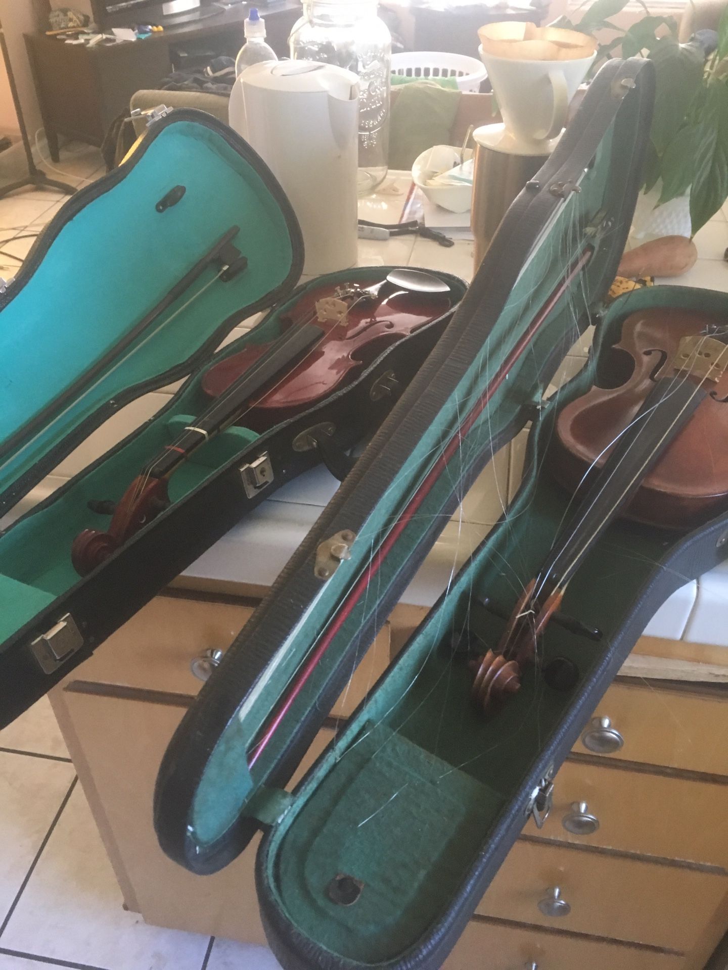 2 Violins