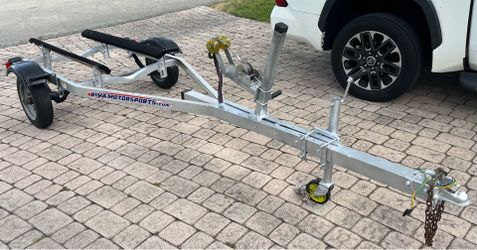 Aluminum Jet ski trailer. Registration. New lights, new wires. Ready to load…