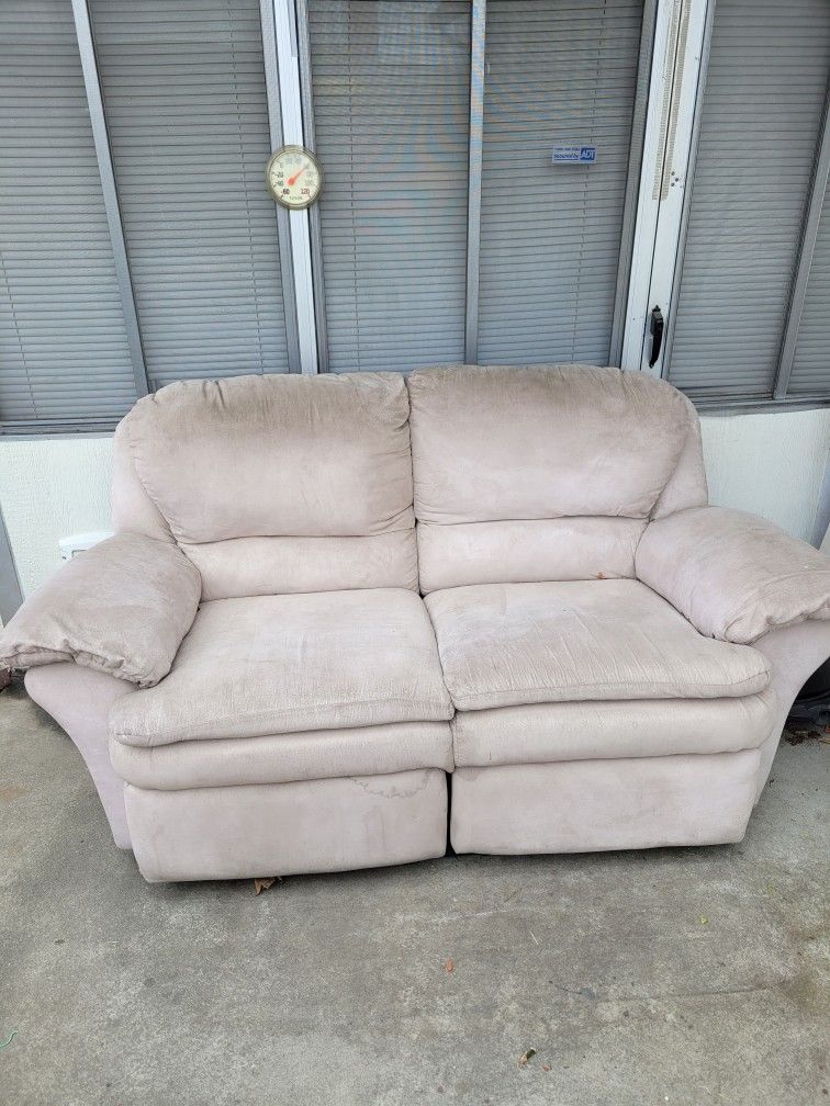 Cozy Love Seat