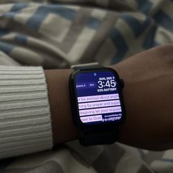 Apple Watch SE 2 GPS 2024 44mm 