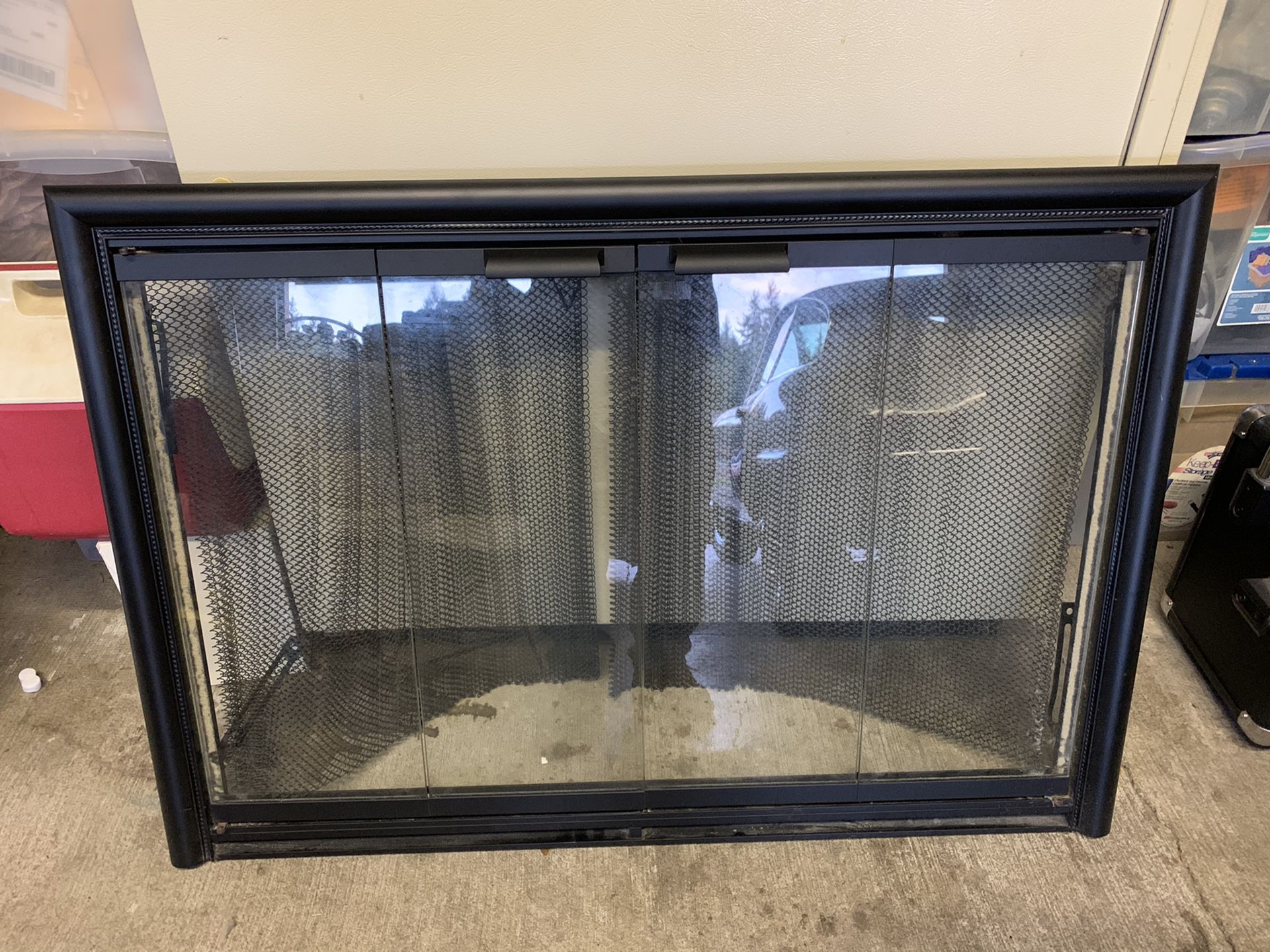 Fire Place Door & Screen made by Crown like new