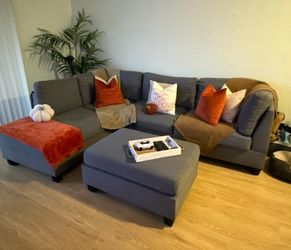 L Sectional couch and ottoman