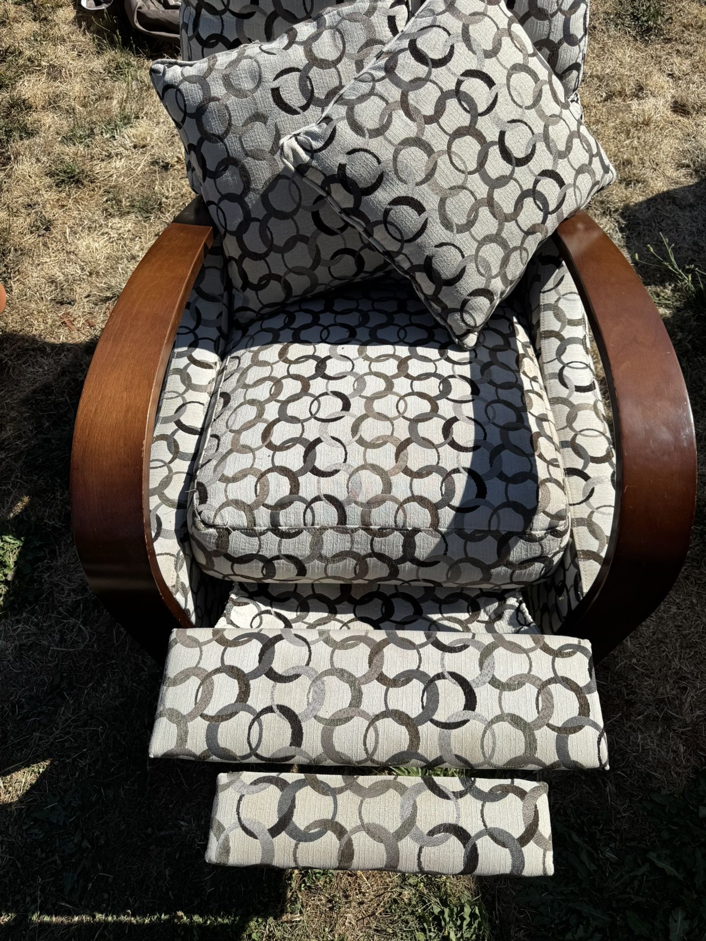 FOR SALE: Ottoman Reclining Accent Chair