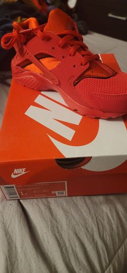 Nike Huarache Size 1y
