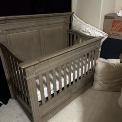 Baby Crib 