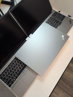 ThinkPad E15 Gen 4 Intel i5-1235U 8GB 256GB - Windows 11 - EXCELLENT