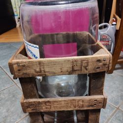 Vintage 5 Gallon Glass Water Bottle And Crate $30 Firm