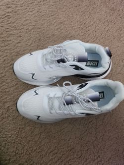 New shoes size 41 ( 8-8 1/2 mens)