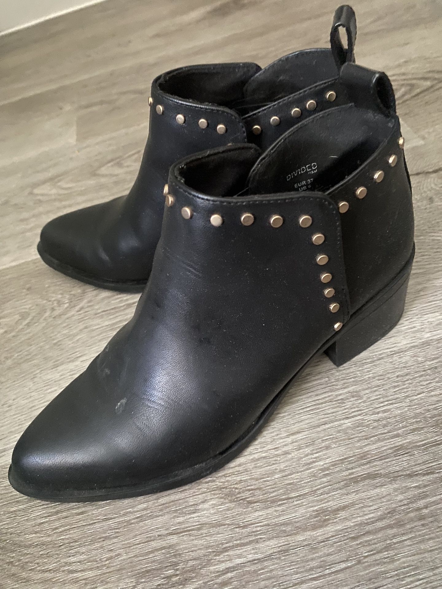 Black Ankle Boots 