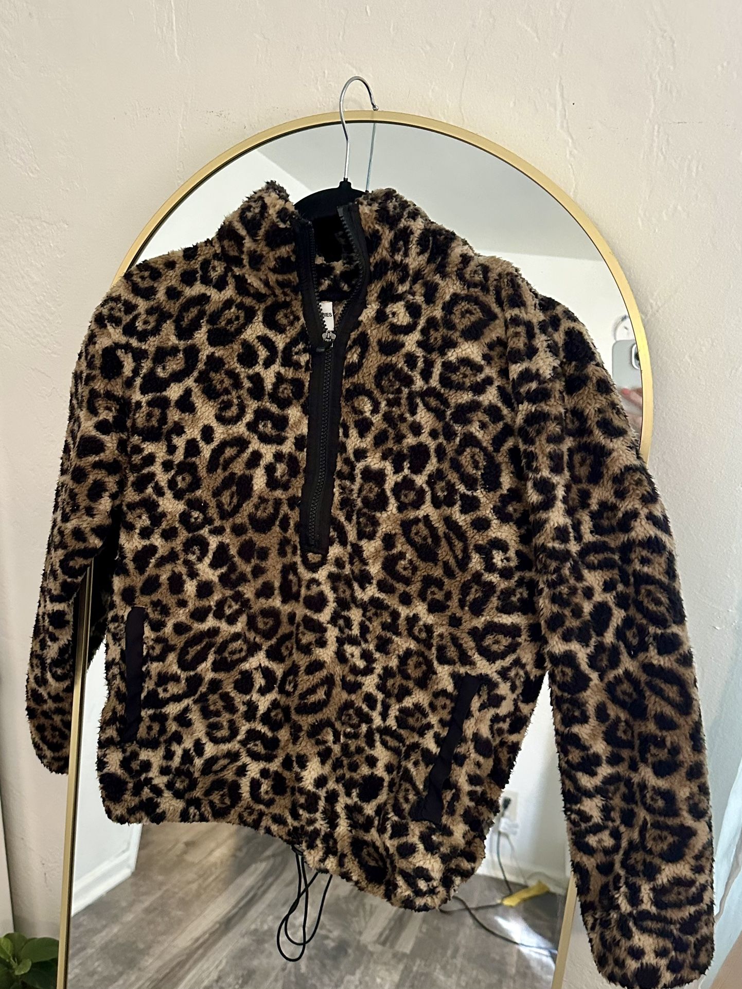 Women’s Teddy Fleece Sweater