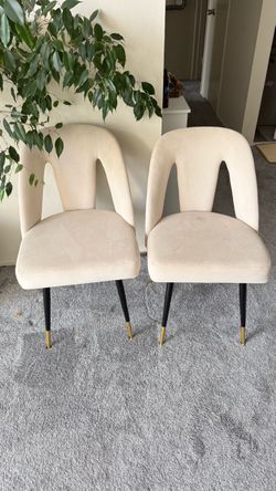 Set of 2 Cream Velvet Accent Dining Chairs