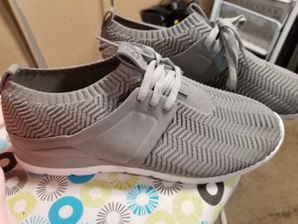 UGG Tennis Shoes New