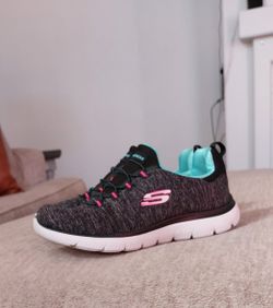 Womens Skechers Summits Quick Getaway Athletic Shoes Black Heather Pink Turq Sz7