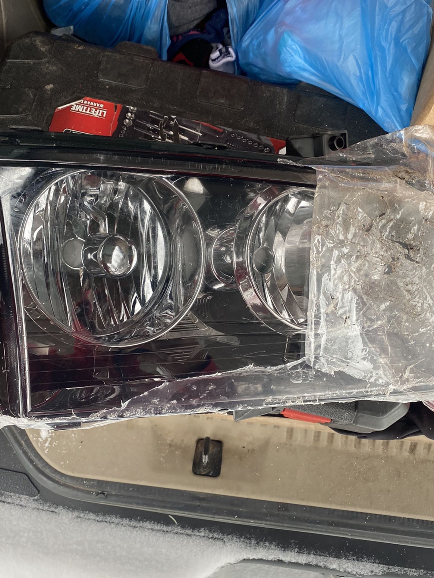 2007 Dodge Charger Brand new headlights