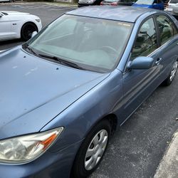 2004 Toyota Camry